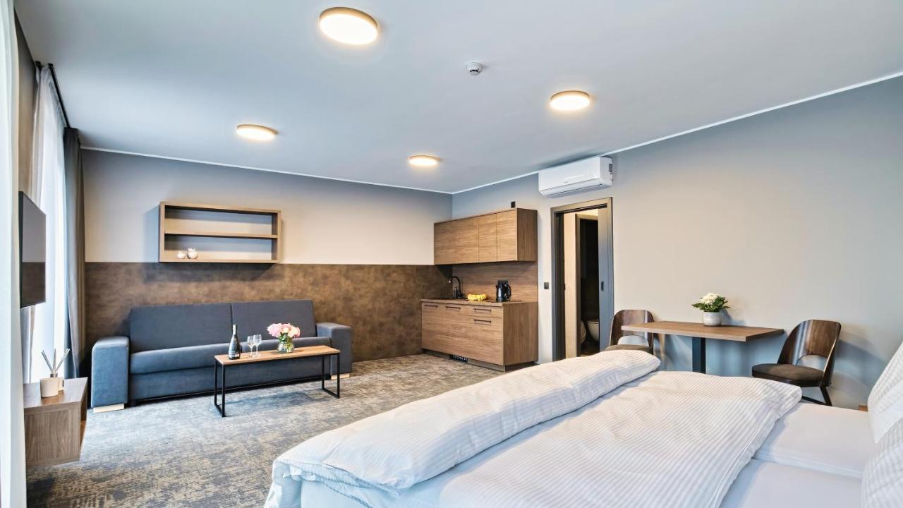 Aba Apartments 奥洛穆茨 外观 照片