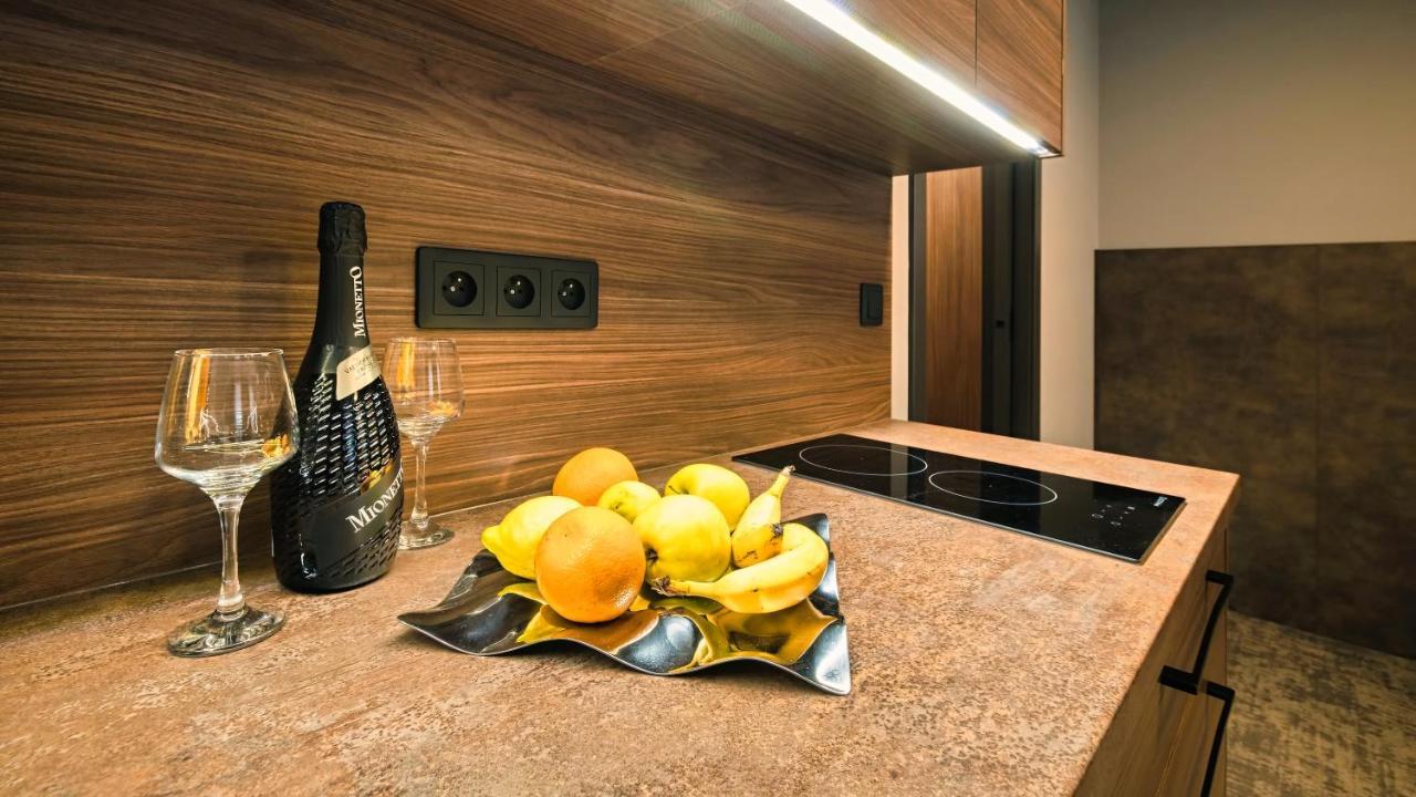 Aba Apartments 奥洛穆茨 外观 照片