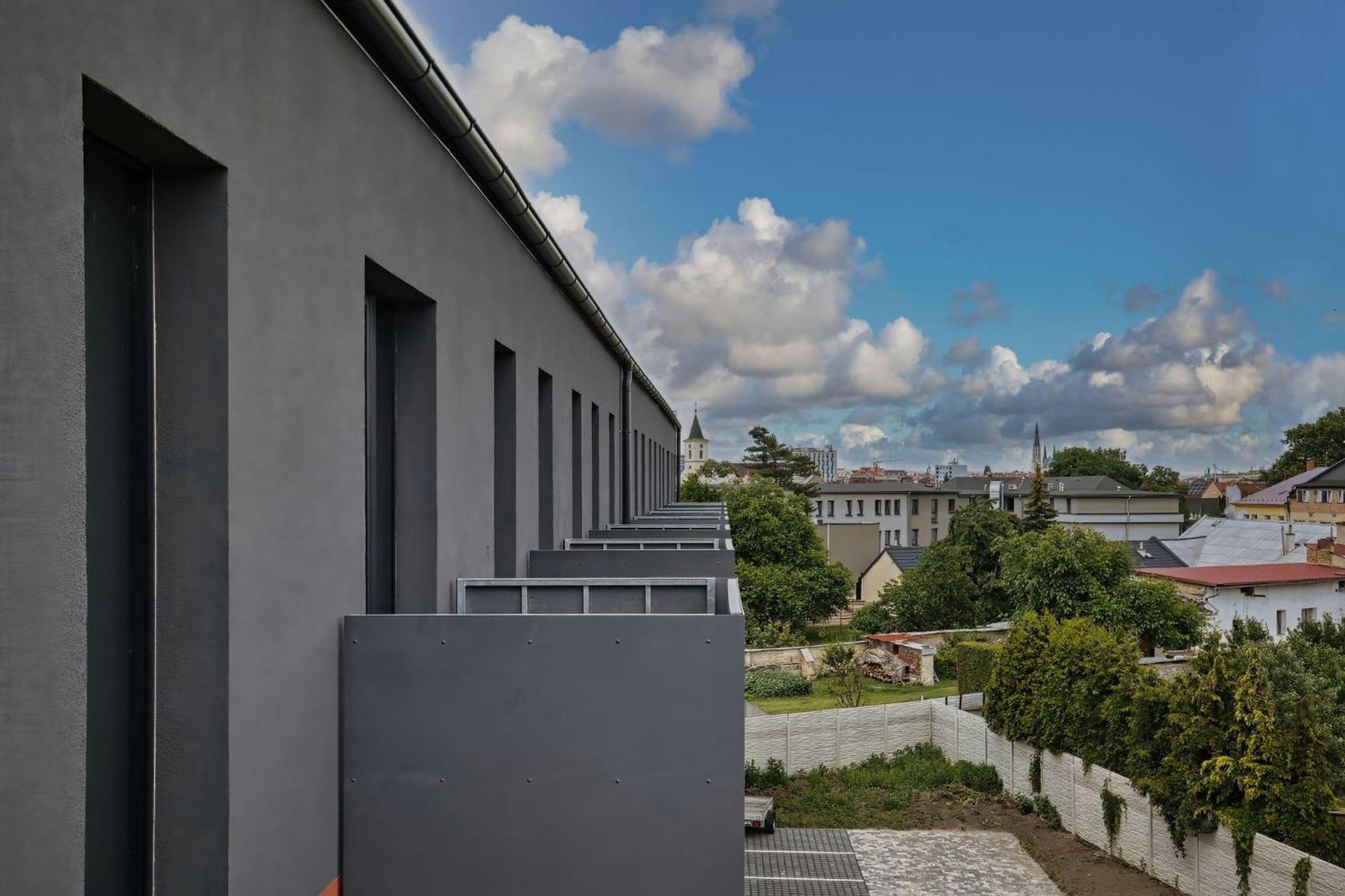 Aba Apartments 奥洛穆茨 外观 照片