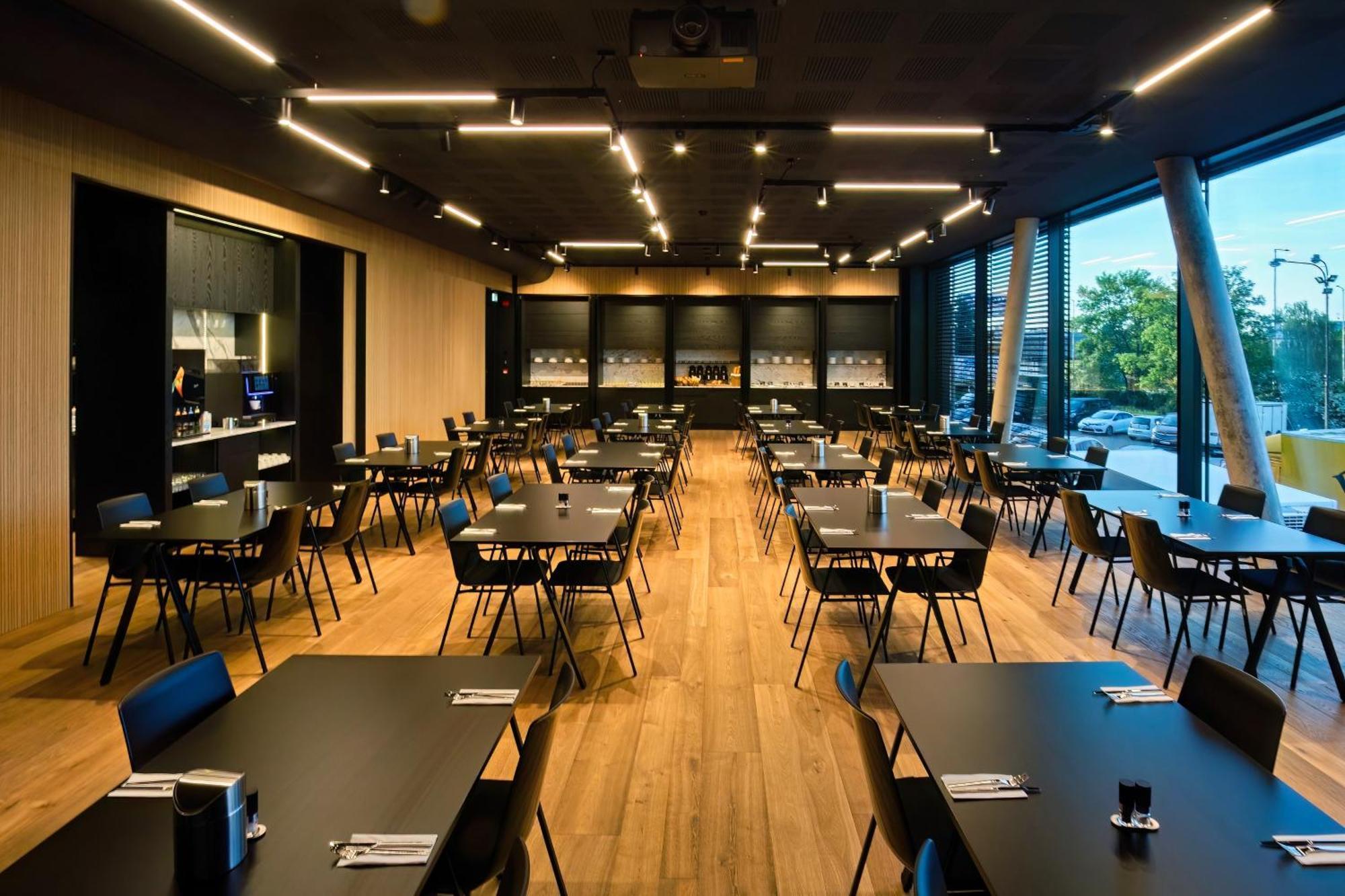 Aba Apartments 奥洛穆茨 外观 照片
